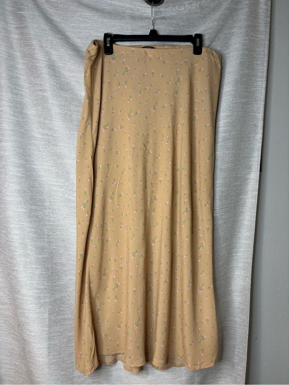 wild fable Beige Maxi Skirt with Pink Floral Print